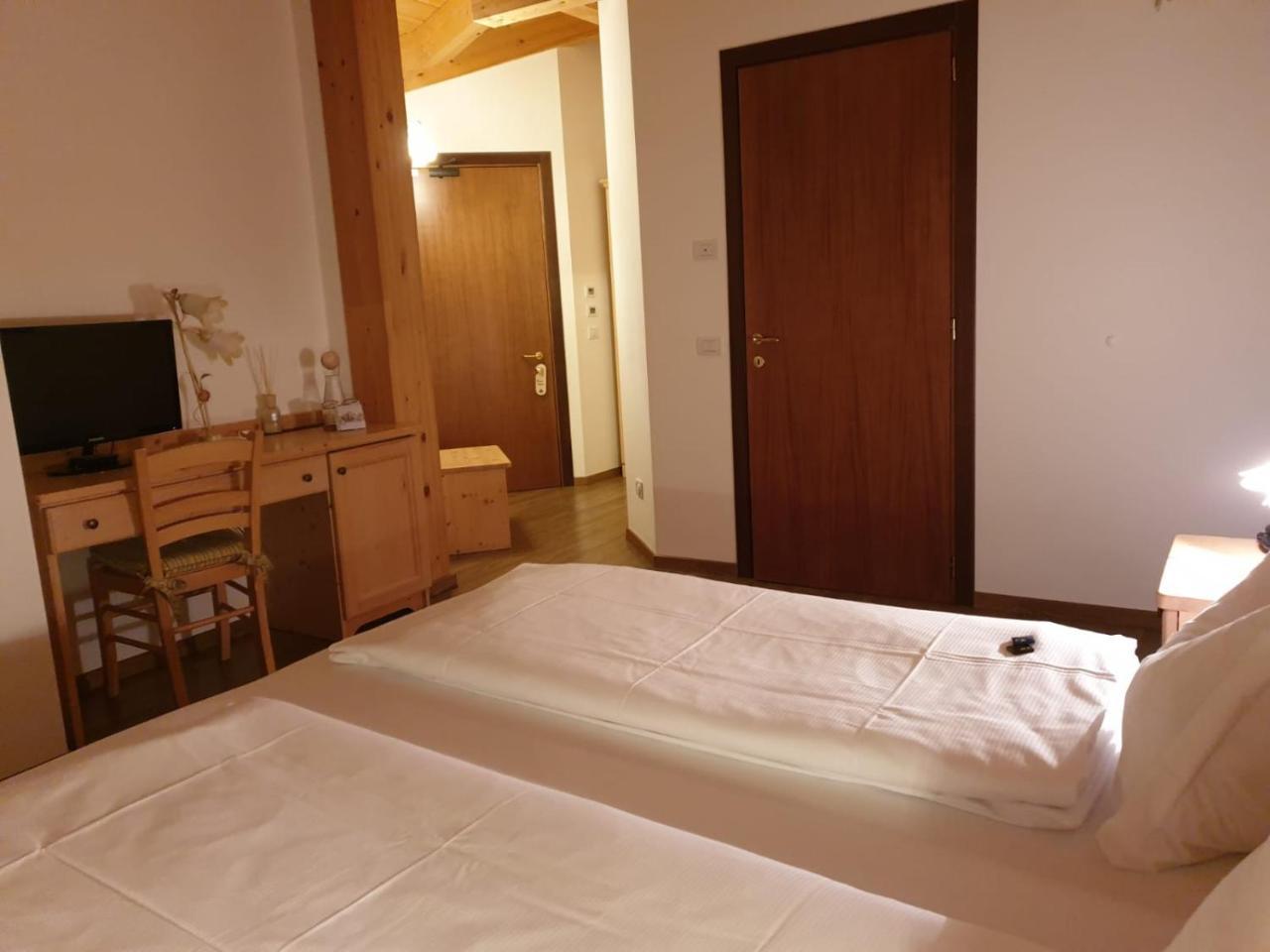 Hotel Chalet Giasenei Sagron Mis 外观 照片